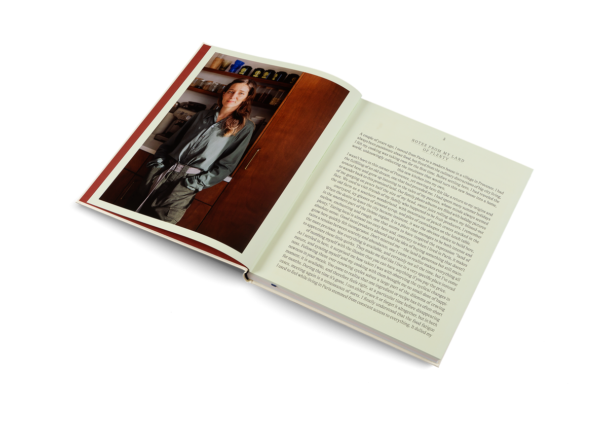 A couple of years ago, Pauline Chardin moved from Paris to a modern house in a village in Provence. She had always been passionate about food, but freed from the culinary distractions of big-city living, she felt her cooking was taking root for the first time. Before settling here, she had traveled the world, unknowingly collecting the intuitions that would turn this new house into a home, this new kitchen into her own. Find out more about her journey in A Spoonful of Sun by gestalten.