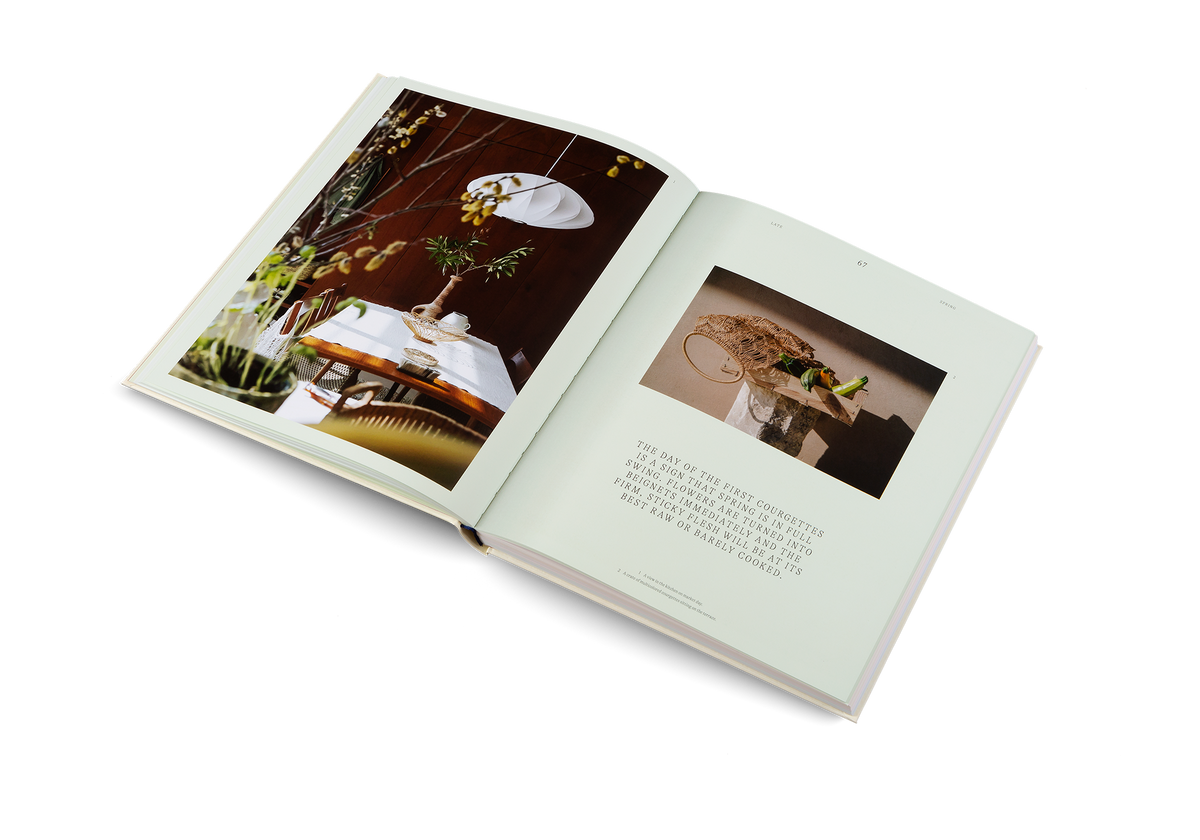 „The day of the first courgettes is a sign that Spring is in full swing. Flowers are turned into beignets immediately and the firm, sticky flesh will be at its best raw or barely cooked“, says Pauline Chardin in her cookbook A Spoonful of Sun, published by gestalten.
