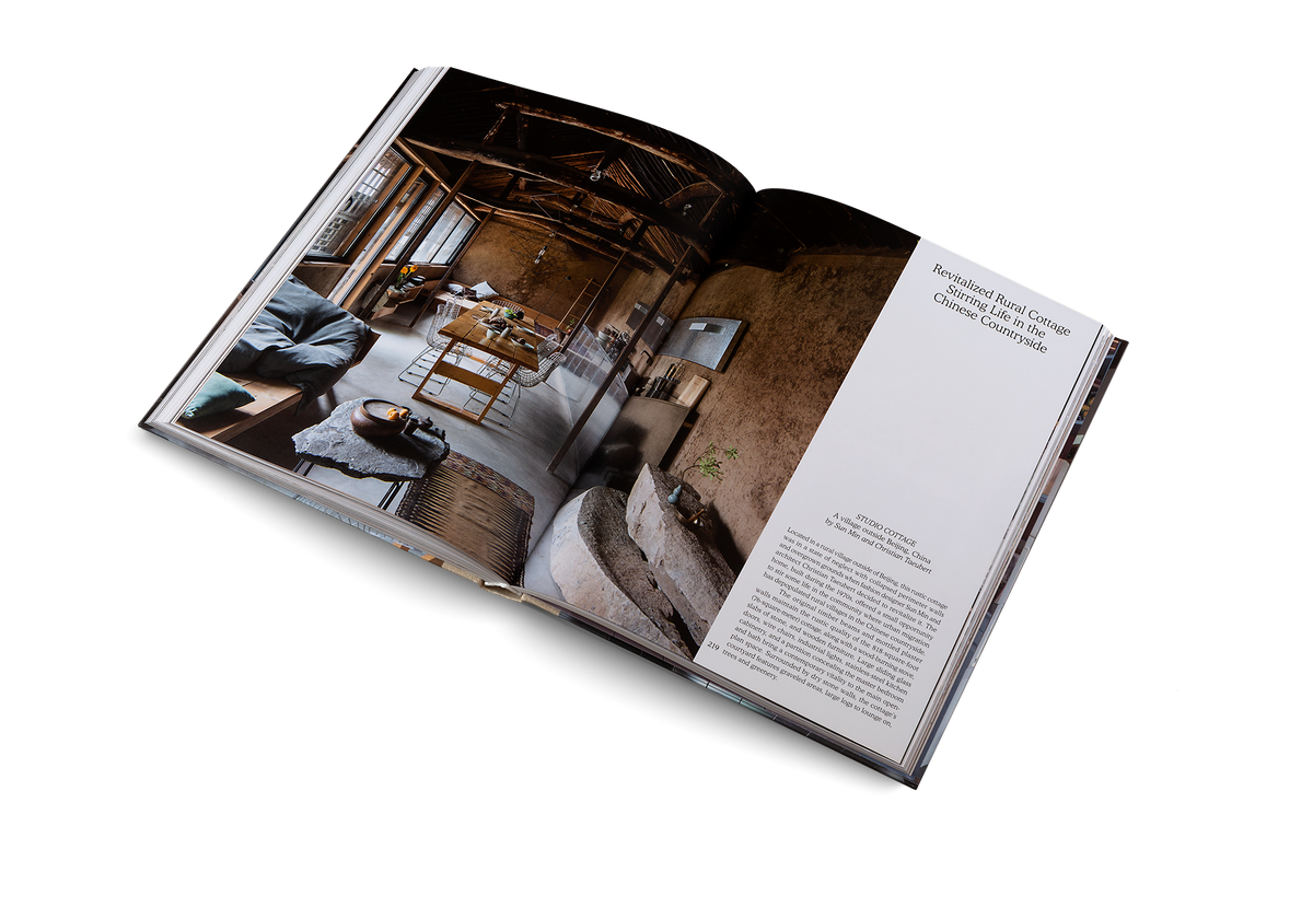 Discover a revitalized rural cottage stirring life in the Chinese countryside in Country and Cozy by gestalten.