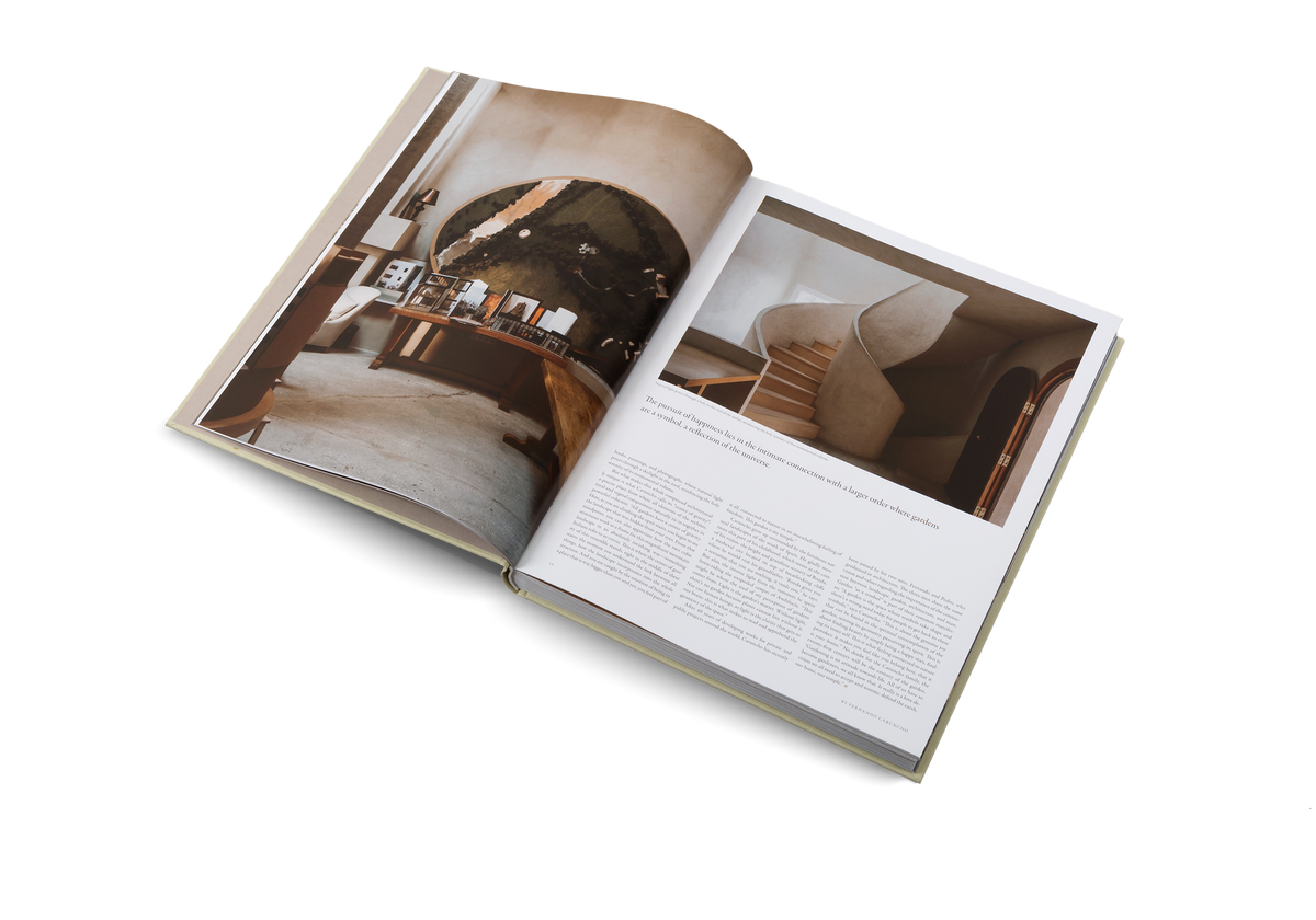 Natural light pours through a hole in the roof of the atelier, reinforcing the holy serenity of this monumental volume in Caruncho Garden and architecture.