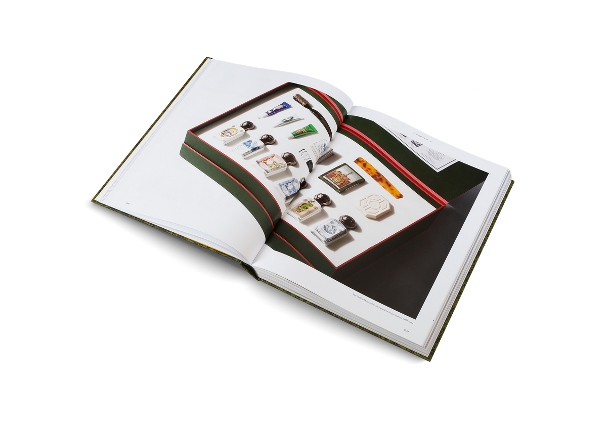 The catalog is the cornerstone of the brand’s universe, according to Victoire de Taillac: “The magically illustrated Buly catalog is a gospel that tells the story of the brand’s universe, both material and immaterial. It is entirely conceived and designed in French. Find out more the catalogue in the Beauty of Time Travel.