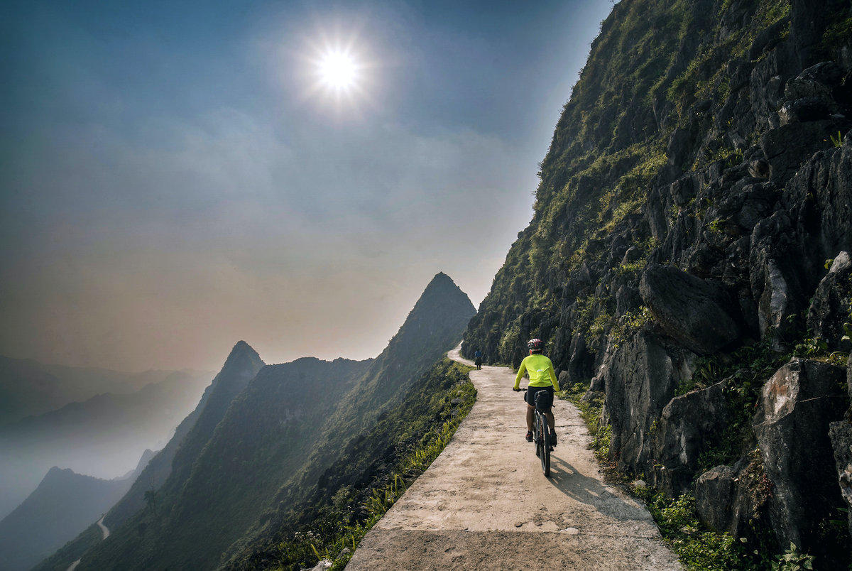 Ride your bike and seek out the bustling weekend markets in towns and villages around Ha Giang and you’ll meet a melting pot of peoples and cultures.