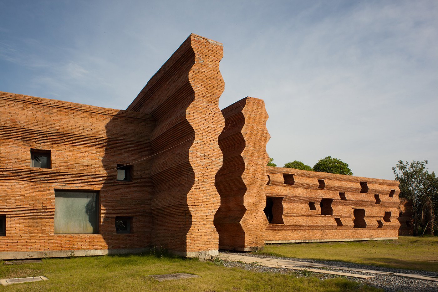 Local Architecture in a Globalized World 