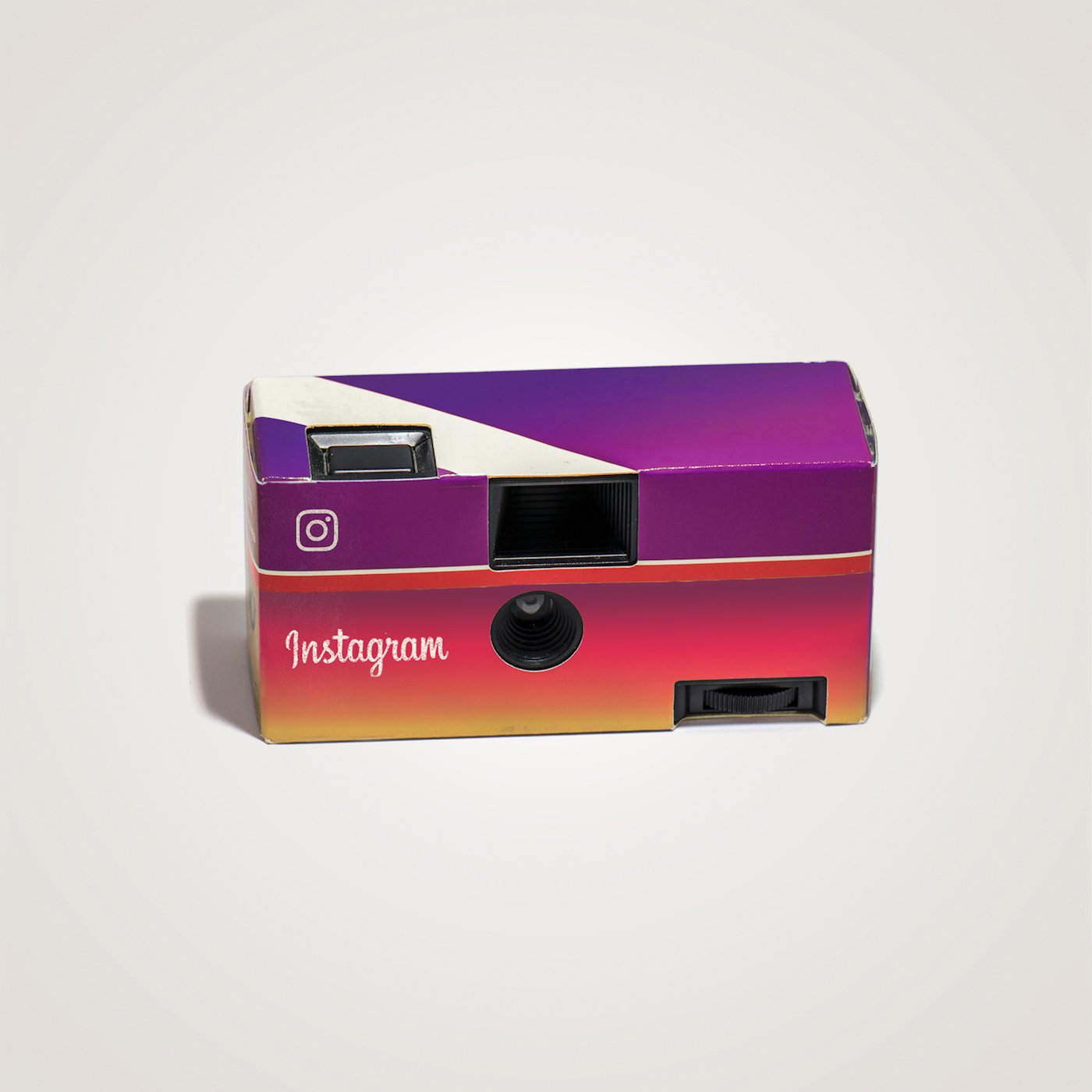 Repacking Social Media Into 1980s Nostalgia With Thomas Ollivier