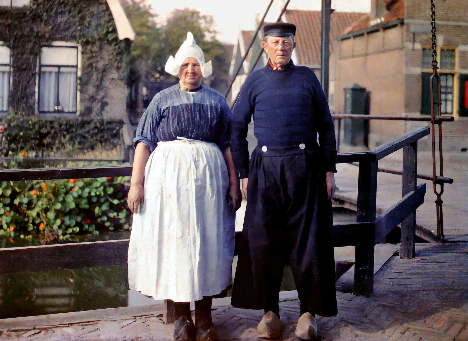 Image: Fisherwoman and man from the small port of Volendam, near Edam, Netherlands, by St.phane Passet, August 29, 1929. The Colors of Life, gestalten 2023