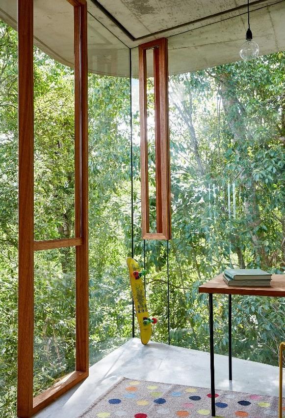 Living Under the Sun Tropical Interiors gestalten book