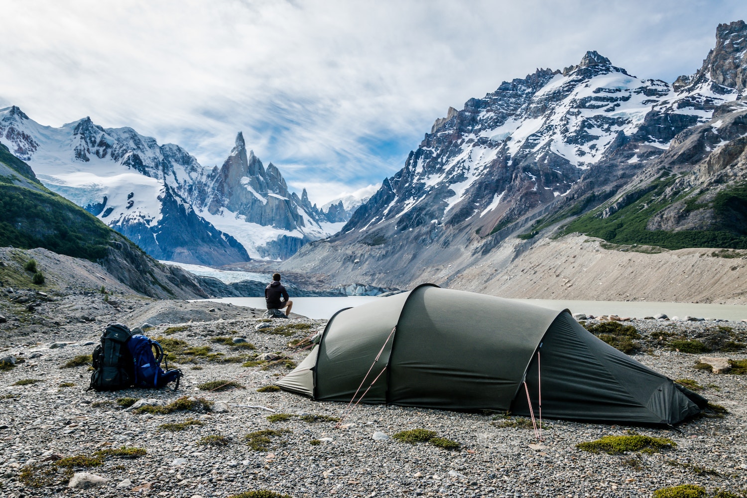Camping at the shore of Laguna Torre offers a spectacular view of Cerro Torre. Mount Fitz Roy is a popular destination for climbers. It’s extremely technical and difficult to traverse the whole range. On the picture, Olivier Van Herck is looking at the horizon in Leaving the Comfort Zone.