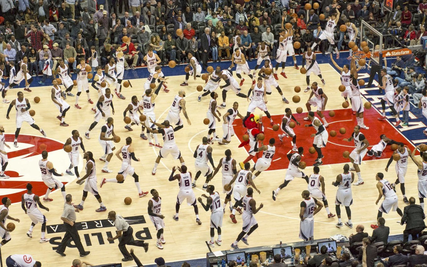 Basketball Players in Photoviz by gestalten